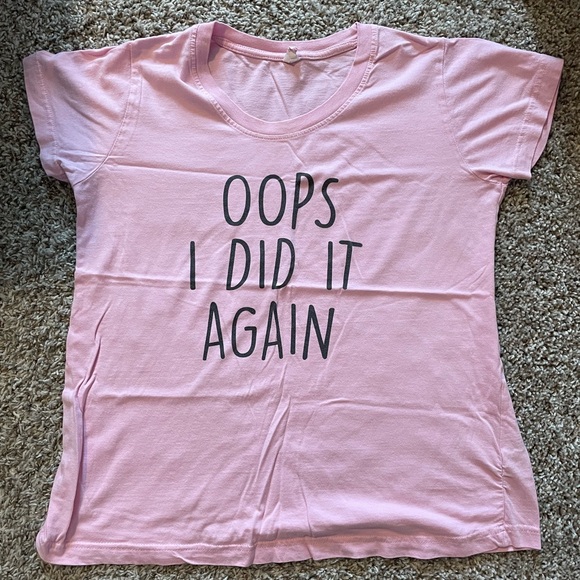 3 maternity shirts size Medium - Picture 2 of 4